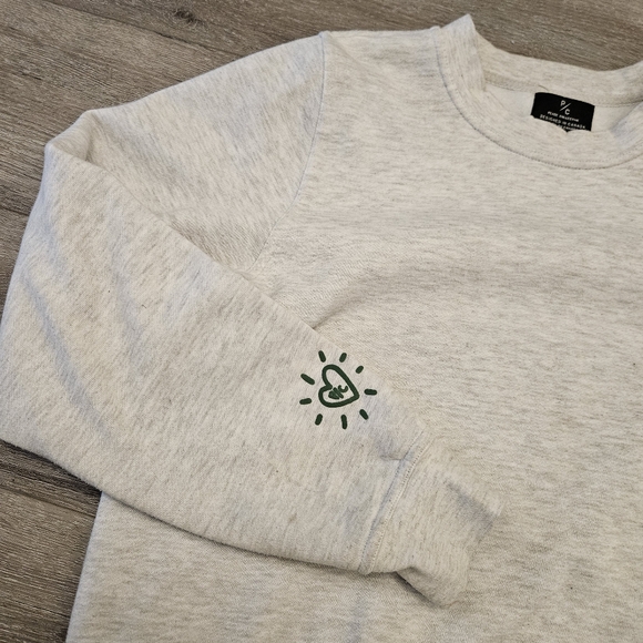 Enjoy the Now Crewneck - Ash - Picture 6 of 6